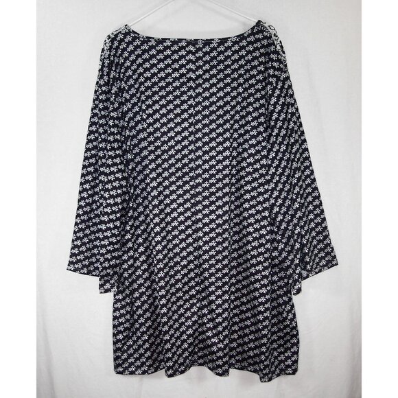 Black & White 6X Tunic Top Empire Waist 3/4 sleeve V-Neck Measures To Be 3X/4X - Picture 10 of 13